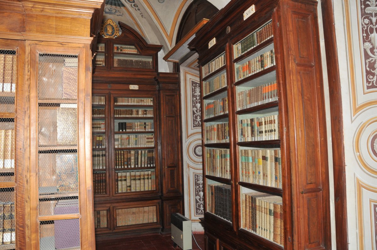 a_biblioteca-mozzi-borgetti-sale-antiche