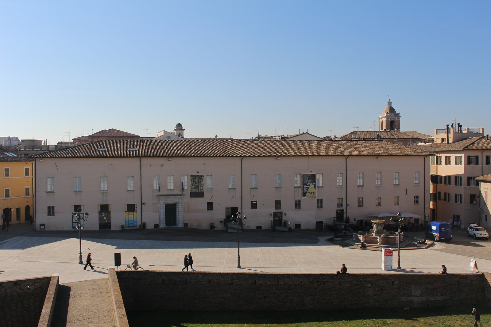 Senigallia_Palazzo_Ducale_e_Piazza